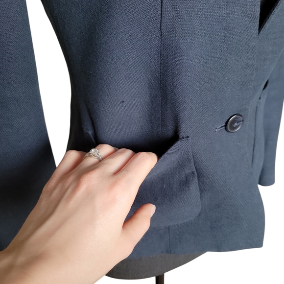 Banana Republic Navy Blue Blazer Women's Size 0 Petite - Picture 8 of 10